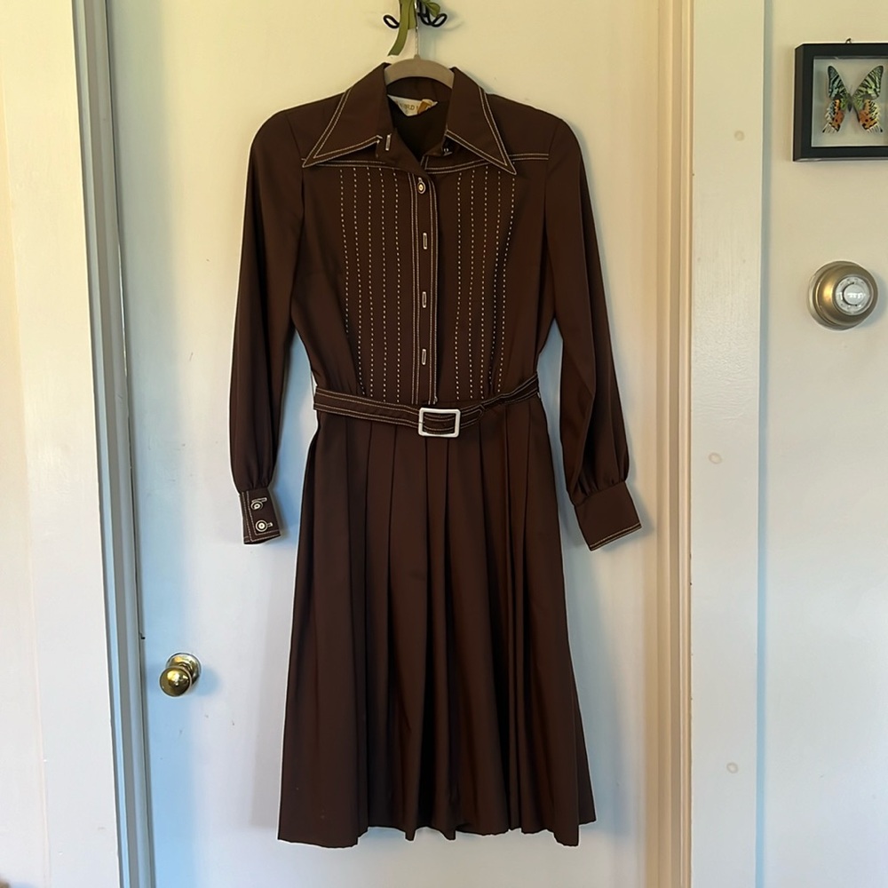 Vintage western brown pleated dress